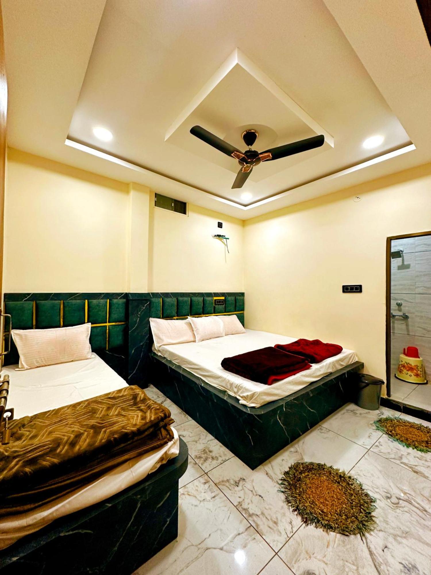 Hotel Shiv Gouri Palace Удджайн Екстер'єр фото